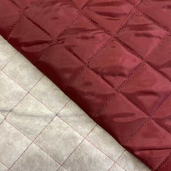 TISSU DOUBLURE MATELASSE BORDEAUX