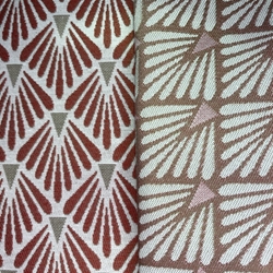 TISSU SIEGE JACQUARD FLUOR ECAILLE ROUGE  