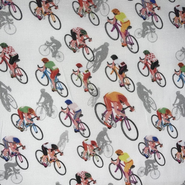 TISSU LES CYCLISTES COTON FOND BLANC MULTICOLORE