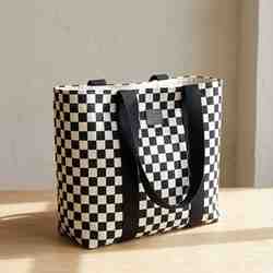 TISSU JACQUARD DAMIER NOIR BLANC