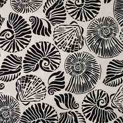 TISSU VISCOSE IMPRIME COQUILLAGES NOIR ET NATUREL