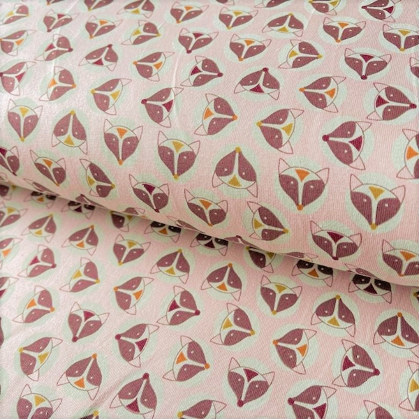 TISSU JERSEY IMPRIME TETE DE RENARD FOND ROSE