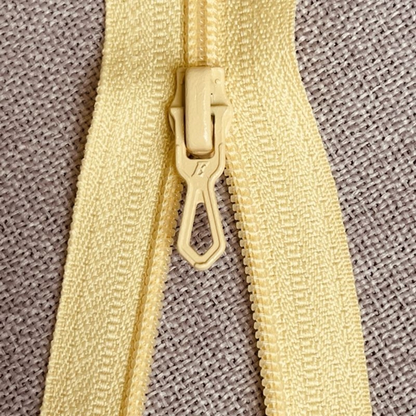 FERMETURE ECLAIR® PRESTIL JAUNE POUSSIN 0Z51 40 CM