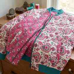 TISSU MATELASSÉ COTON IMPRIMÉ RÉVERSIBLE ROSE